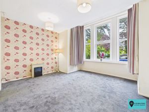 Living Room- click for photo gallery